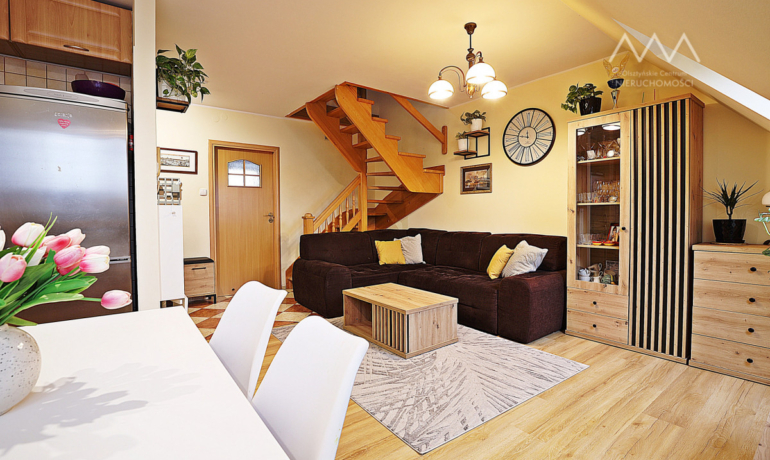 4 pokoje,65 m2,dwupoziomowe,Polna,Podgrodzie