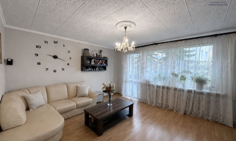 4 pokoje, Jezioro Skanda, do remontu